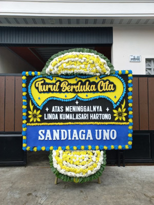 Papan Bunga Duka di Oba